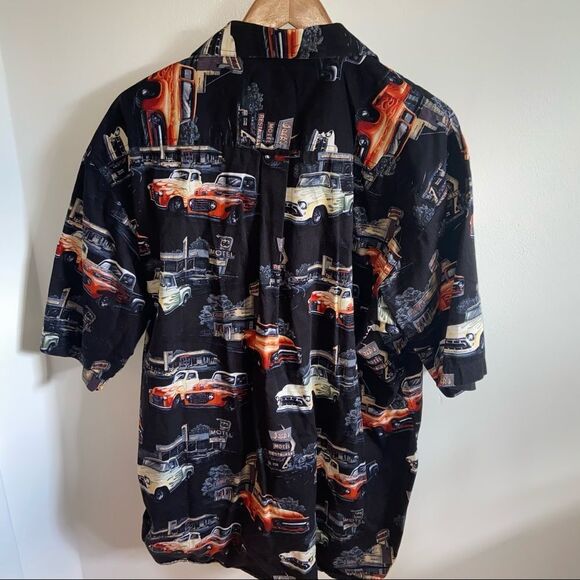 RedHead Vintage Truck Pattern Button up top - Picture 8 of 10